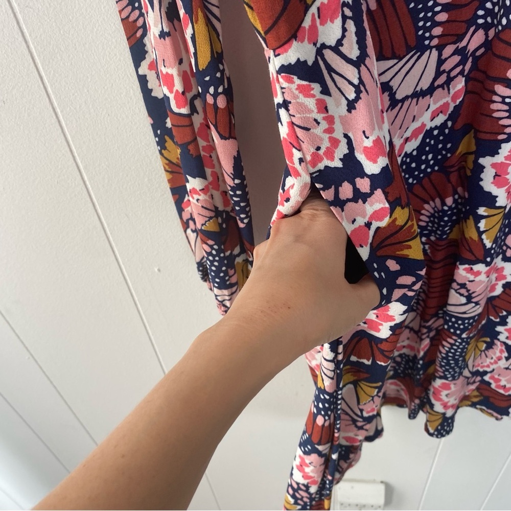 Boden V-Neck Tea Dress Flower Butterfly Petal Stamp Boho Print Dress US 12 - Picture 6 of 10
